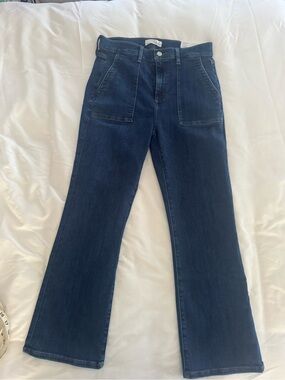 LOFT High Rise Kick Crop Woman’s- Dark Blue